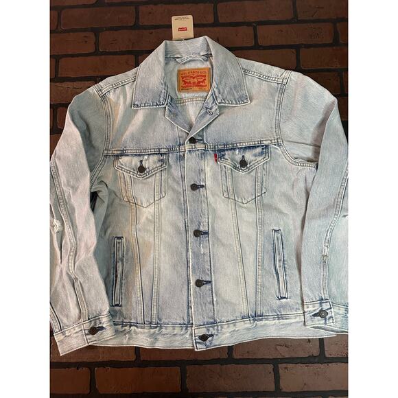 Levi's Distressed Denim Jacket ~New with Tags~ - Picture 1 of 6